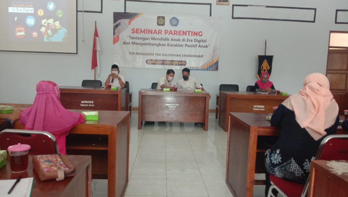 PKK Sendangsari Gelar Seminar Parenting, Mendidik Anak di Era Digital